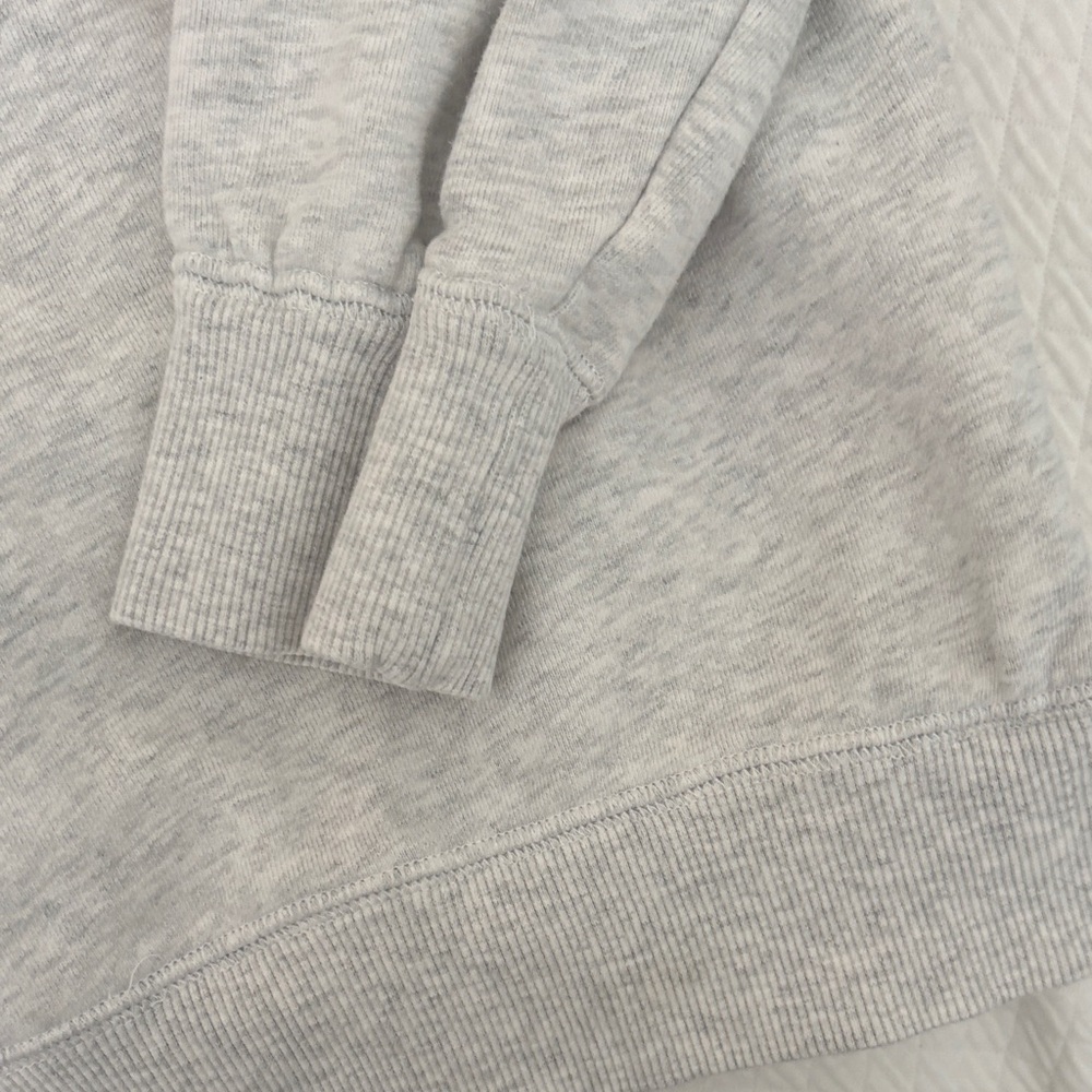 Cute NIA Gray Hoodie Sweater with white draw strings! - Picture 6 of 6